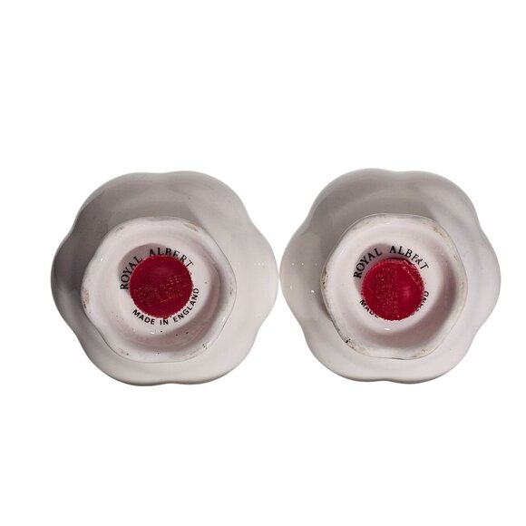 Royal Albert Val D'or Salt Pepper Shakers 3"  white gold trim fine china England - Picture 6 of 9